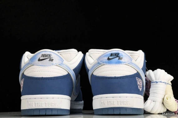 Low x SB Nike Raised Born Dunk FN7819-400 0820